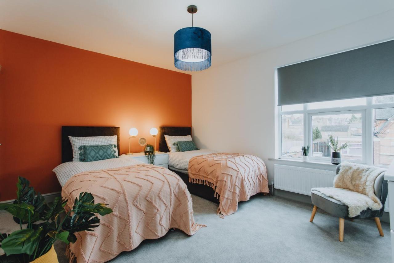 Townhouse House Ideal Contractors In Rugby Eksteriør bilde