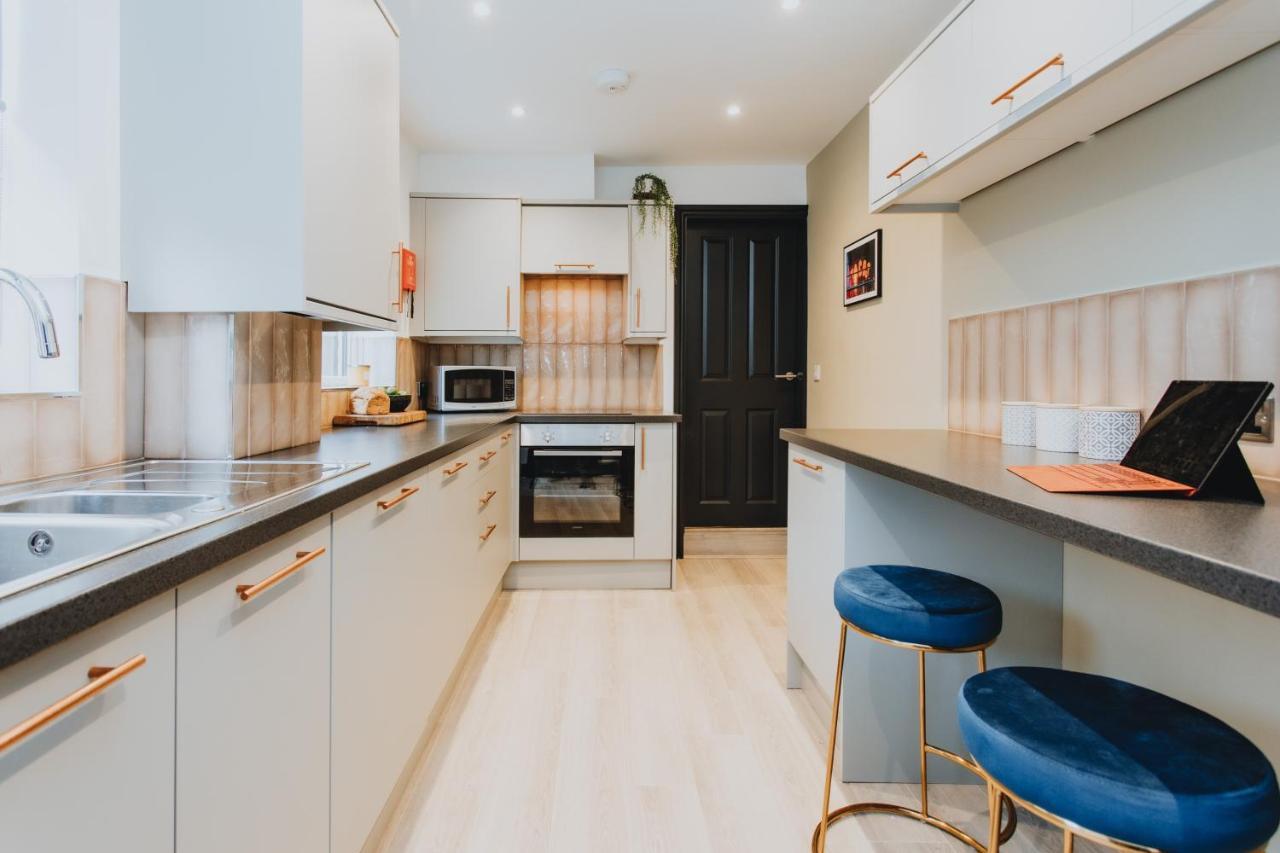Townhouse House Ideal Contractors In Rugby Eksteriør bilde